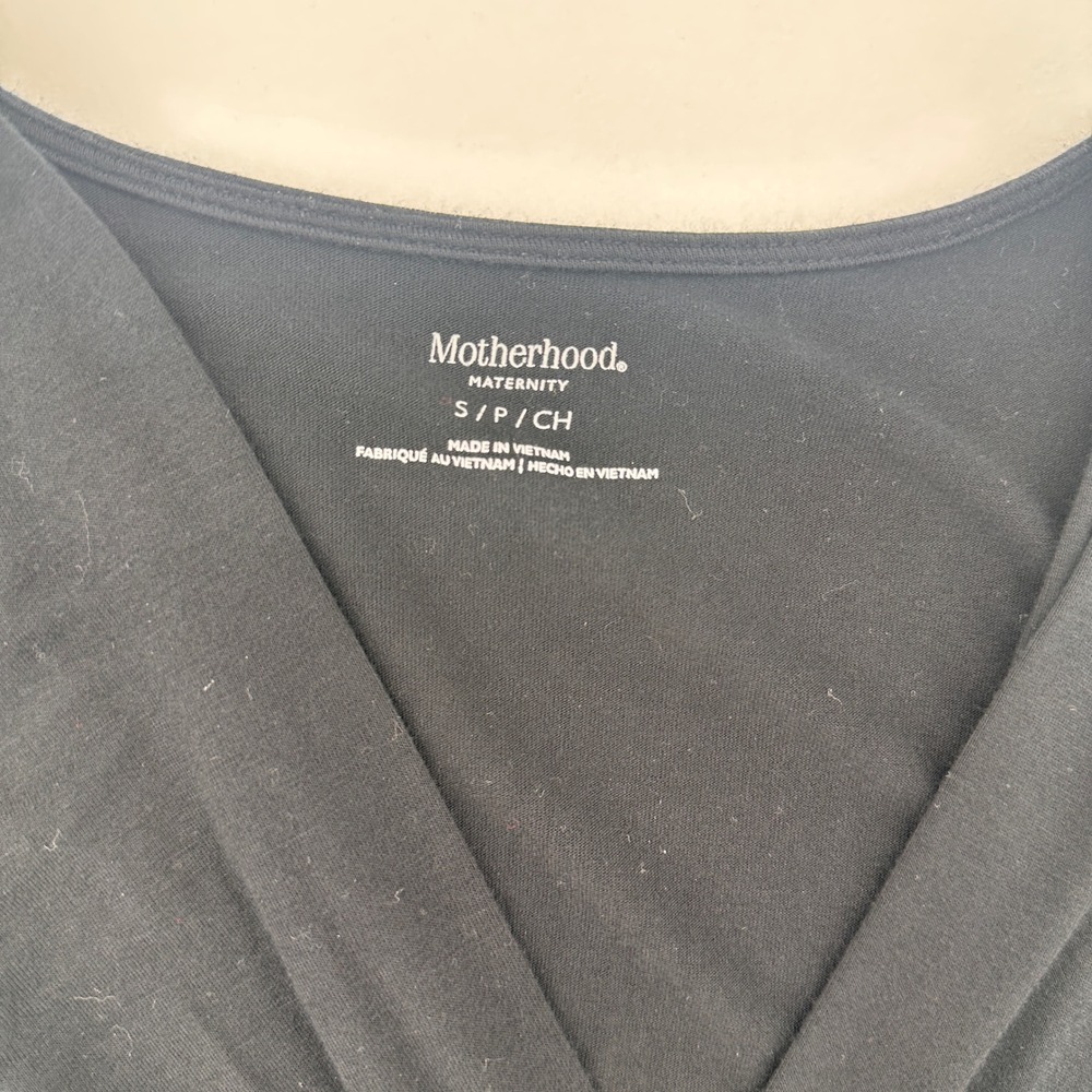 Motherhood Maternity Black Ruched Wrap Tunic Top Long Sleeve Size Small - Picture 3 of 8